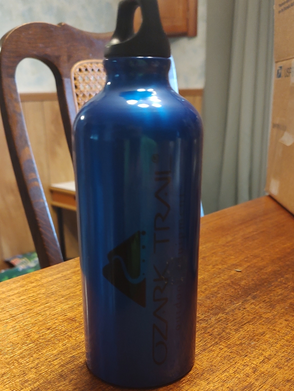 Ozark Trail Metallic Blue Aluminum Water Bottle with Black Cap NWOT